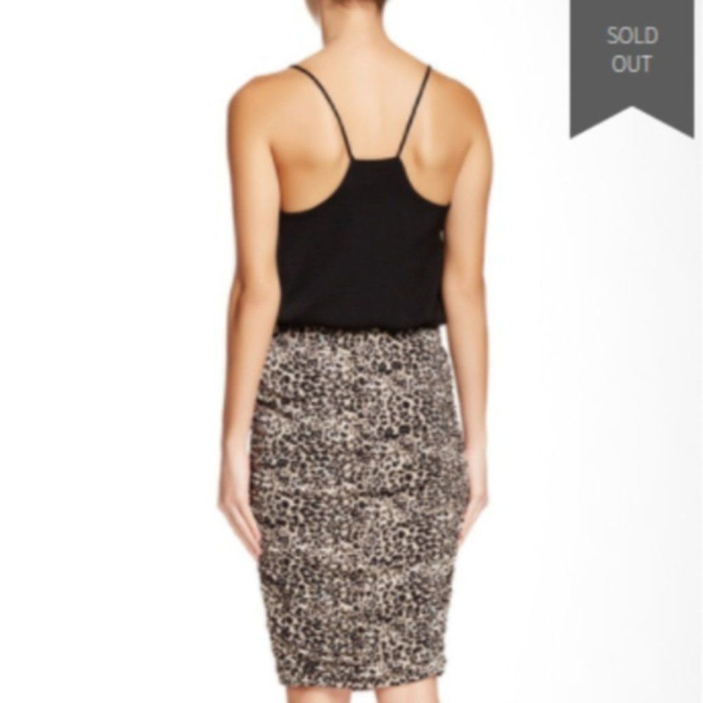 Vince Cammuto Leopard Print Side Ruched Pencil Skirt (Size XS) - Picture 3 of 6
